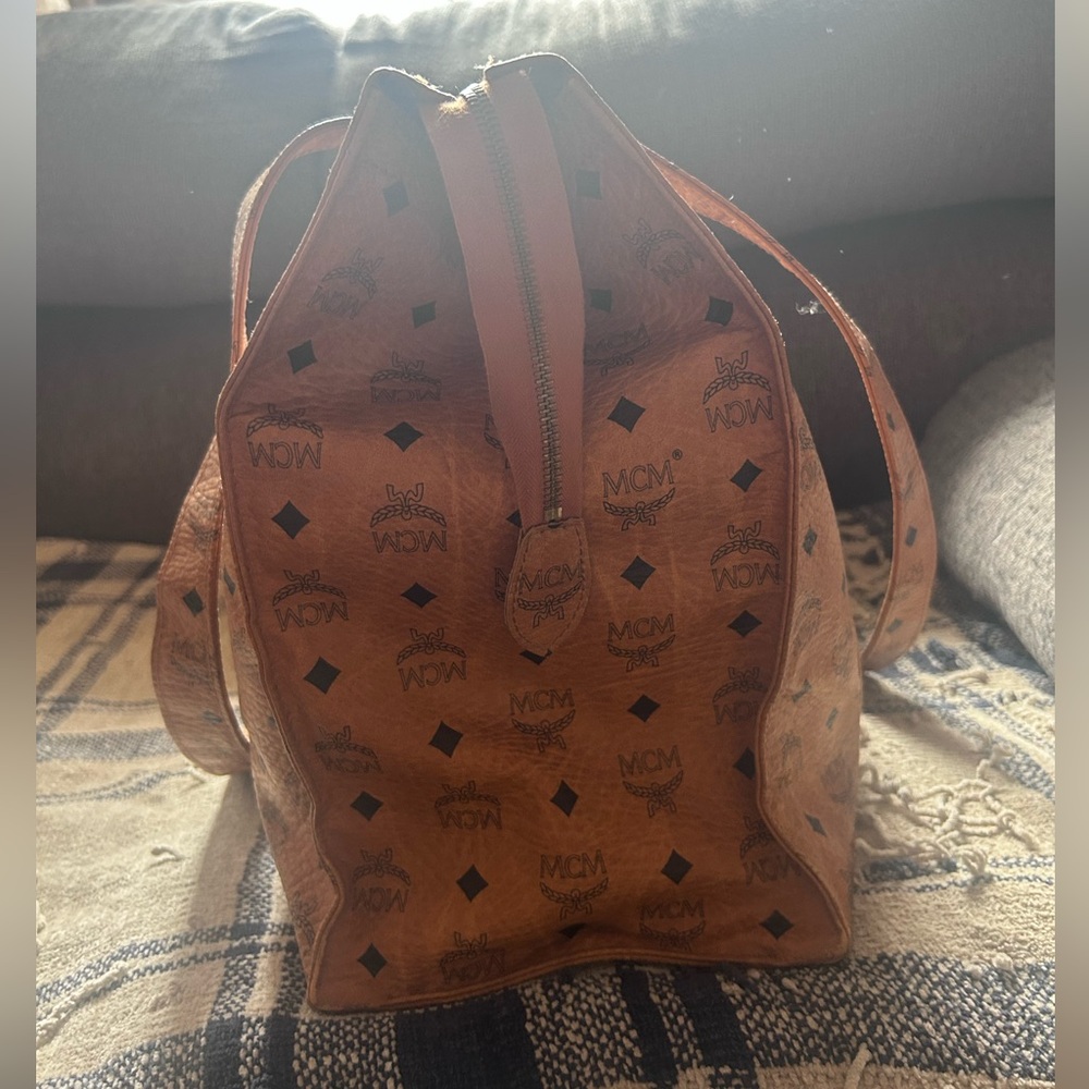 MCM Munchen Cognac Visetos Signature Leather and Canvas XXL Travel Tote Bag RARE - Picture 6 of 14